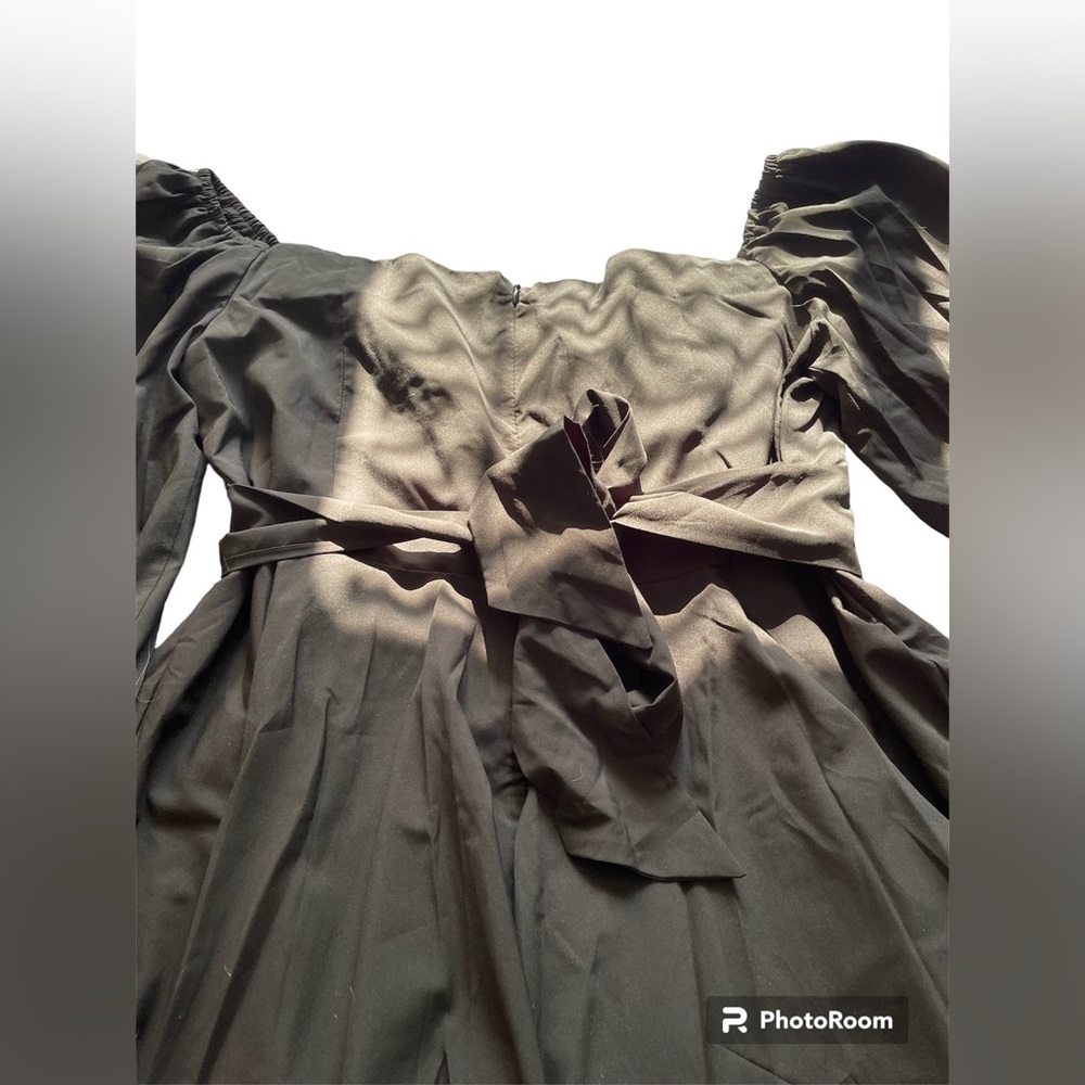Black Puff-Sleeve Tiered Romper - Picture 8 of 11